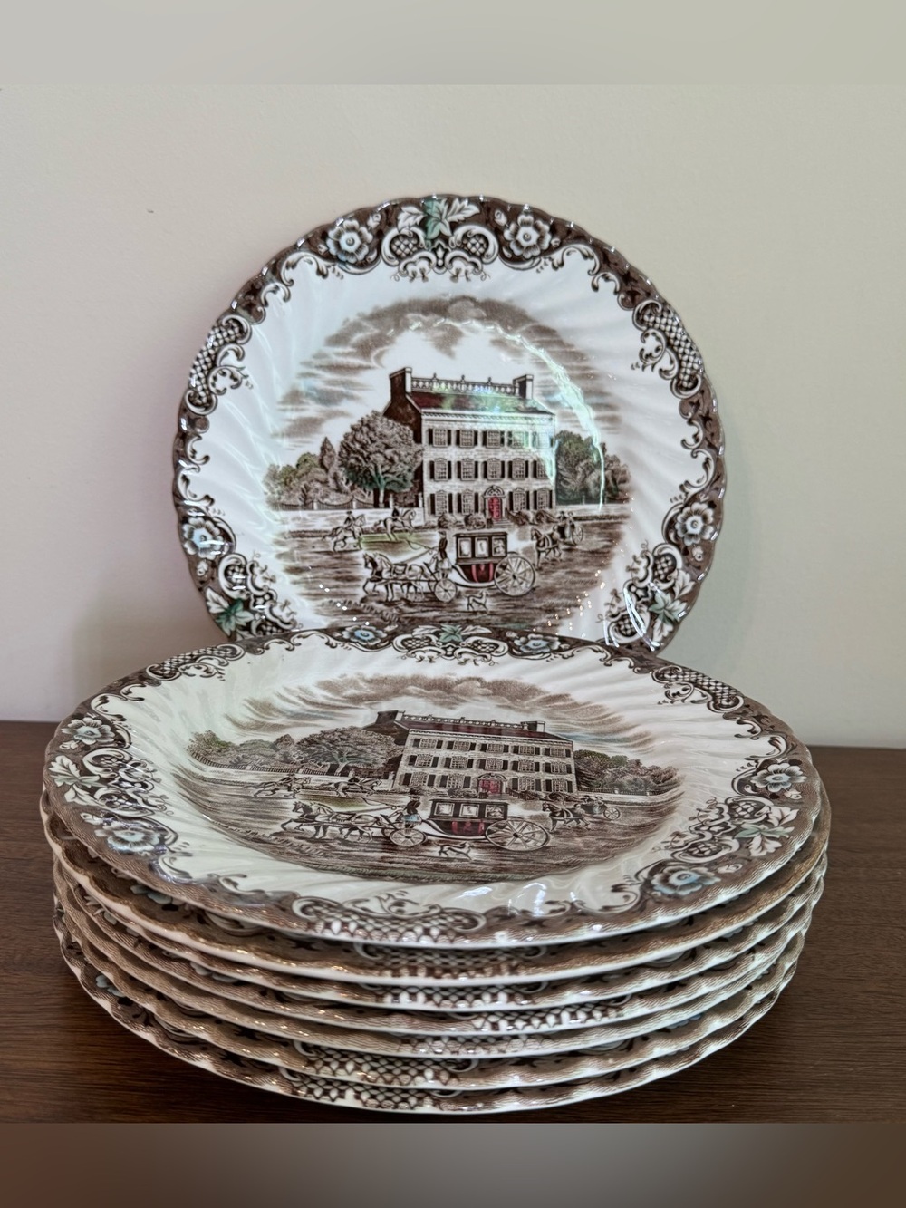 Johnson Brothers Heritage Hall 8 Dinner Plates 9.5” Georgian Town House